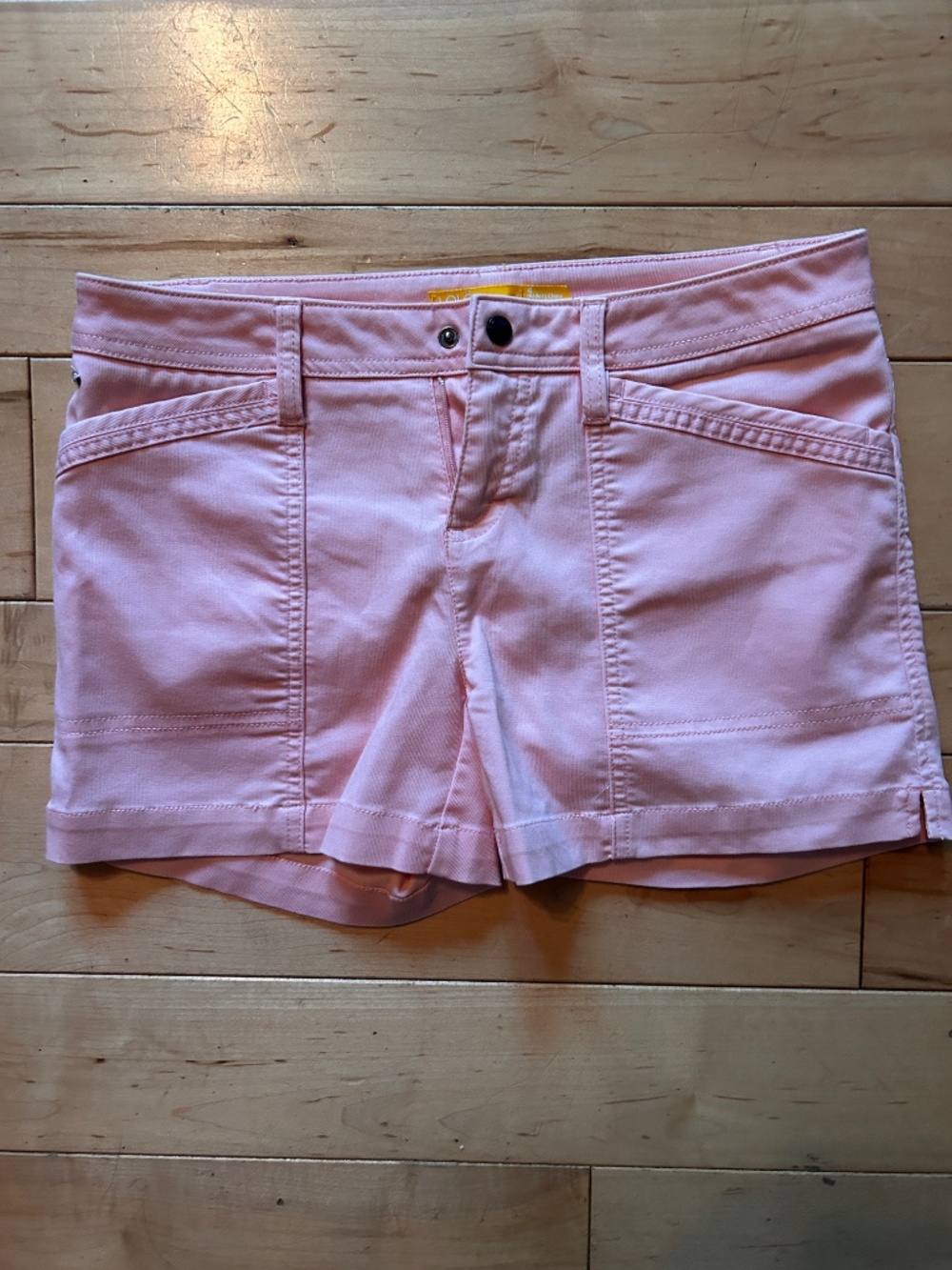 Lolë Women's Shorts, size 4